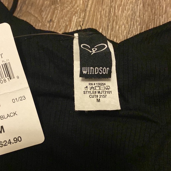 NWT Windsor bodycon mini dress. - Picture 4 of 5